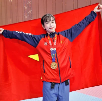 CHÂU TUYẾT VÂN: HÀNH TRÌNH RỰC RỠ CỦA HOTGIRL TAEKWONDO