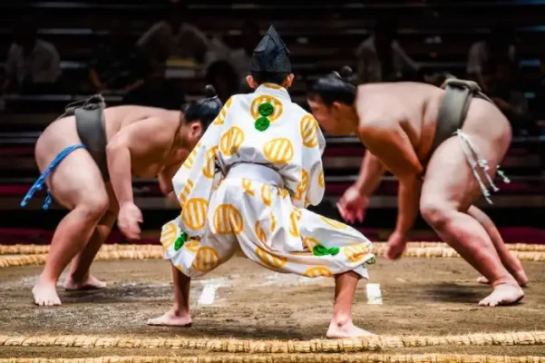 Sumo Nhật Bản – 1 Môn Võ Đậm Chất Văn Hóa Và Tinh Thần Võ Sĩ Đạo Nhật Bản